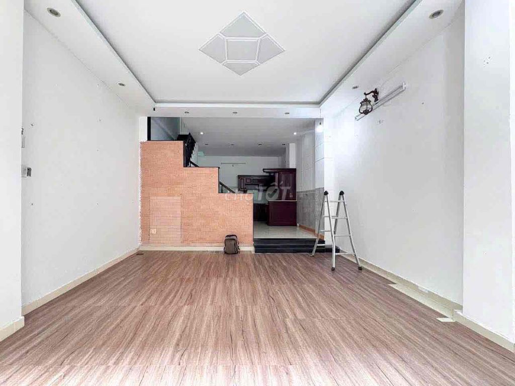 Rent a Garage Carway. Nguyễn Văn Đậu floor.
