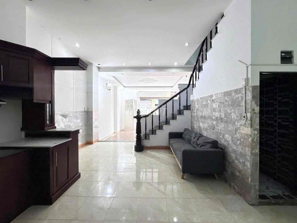 Rent a Garage Carway. Nguyễn Văn Đậu floor.
