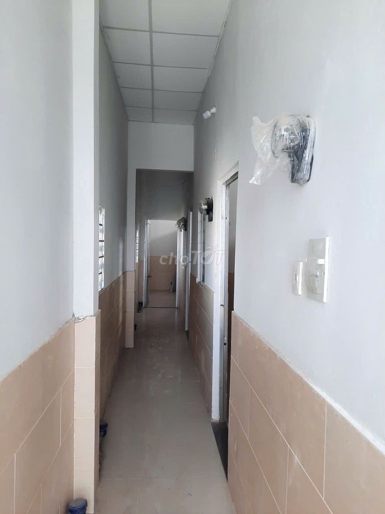 Rent a 1 st floor 1 st floor 7 bedroom as a service apartment, Võ Văn Hát, Long Trường 12.