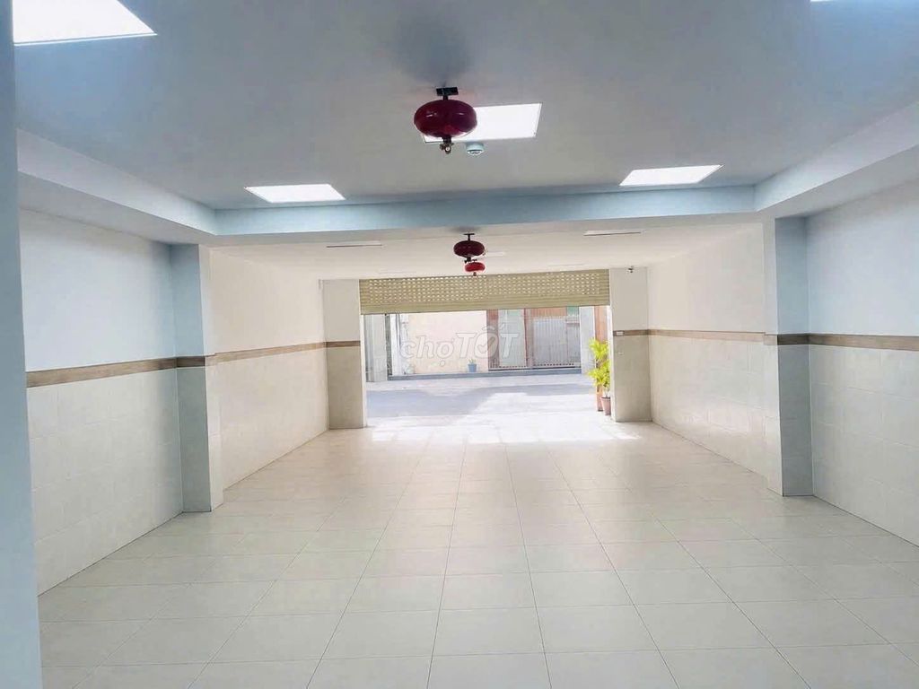 Rent an alley house, turn to 115th BTrần Quốc Thảo District 3.