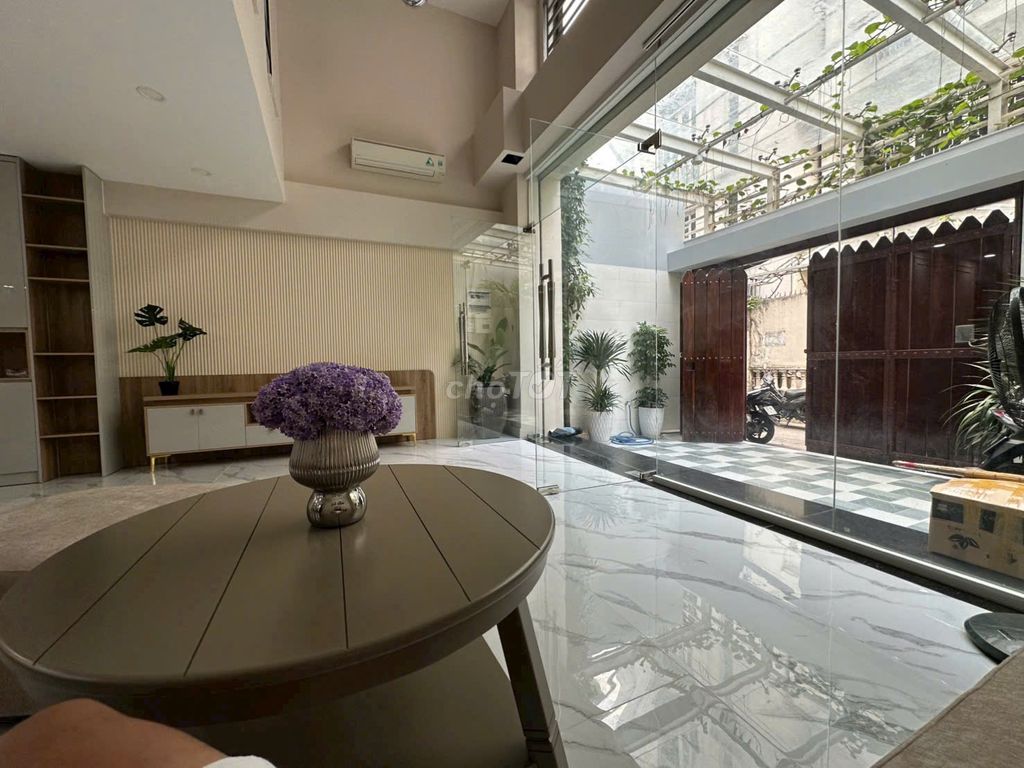 Rent 59 B.Q.q0, District 1 - 8 bedroom, elevator, full interior, 75 million.