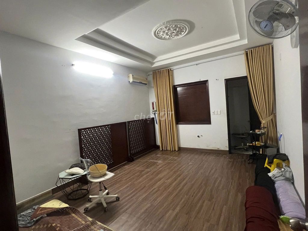 Rent Trần Não District 2 5 X17 M ground 3 floors 9 bedroom 8 toilets for 43 million