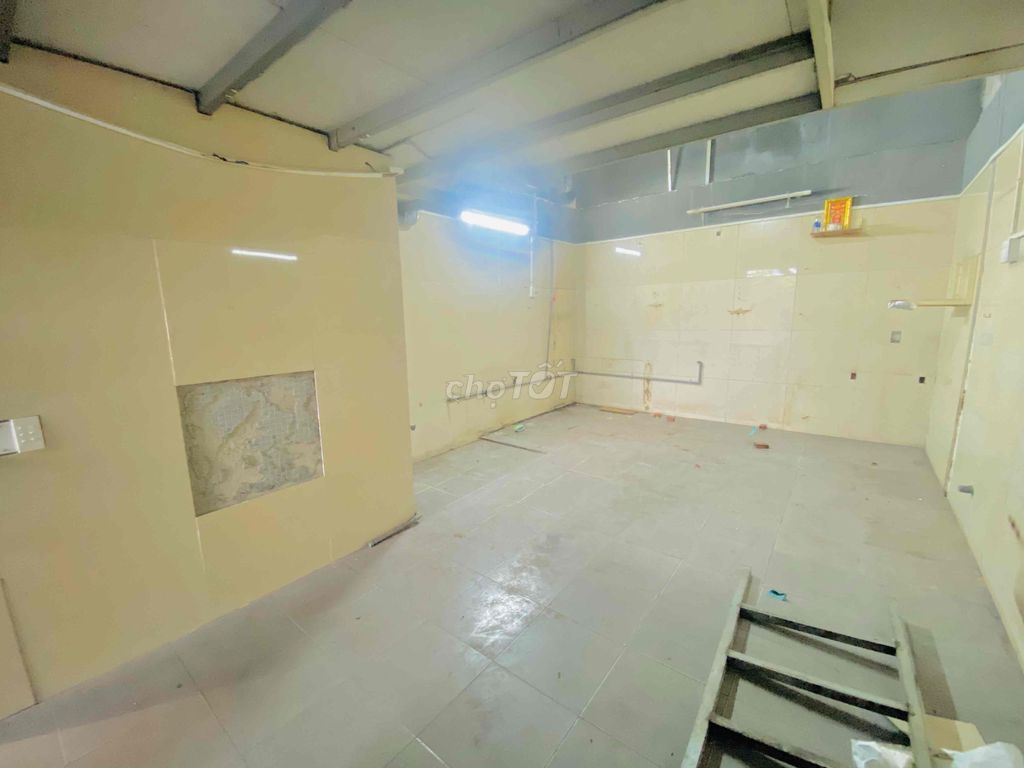 Rent a front house on Số 34 P.Tân Quy District 7