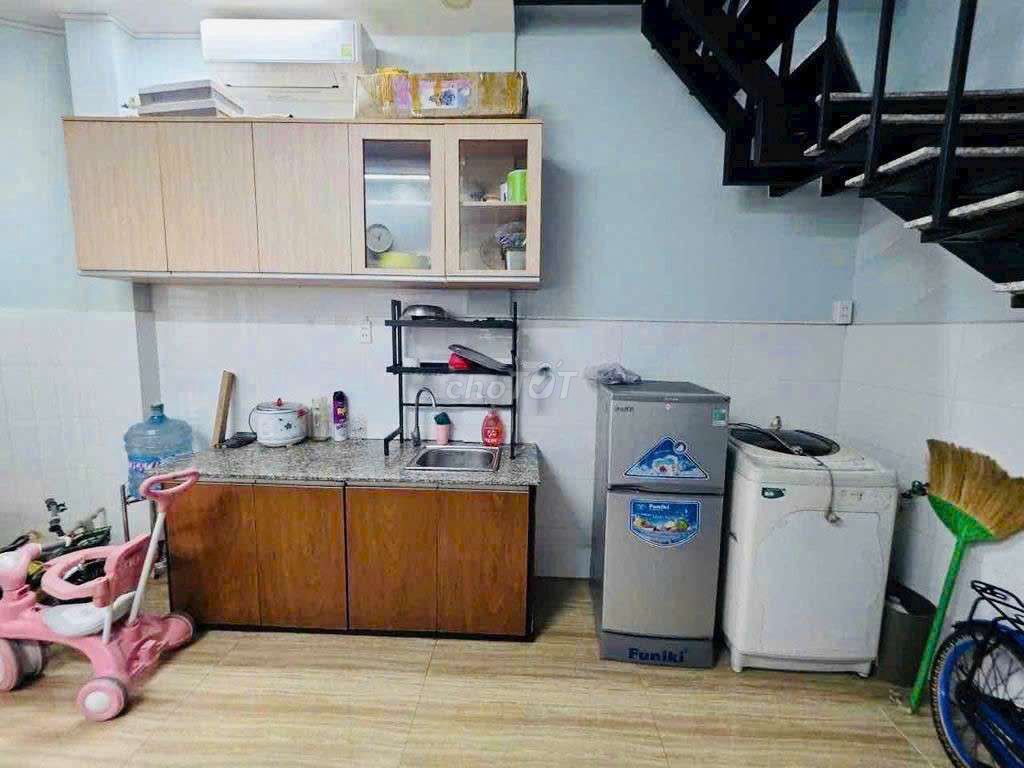 Nice house 3 – 2 bedroom - full interior - near cleept 8 - 10 million a month