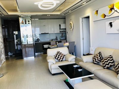 Two diamond sleeping rooms need to find a full house renter for only 28 million.