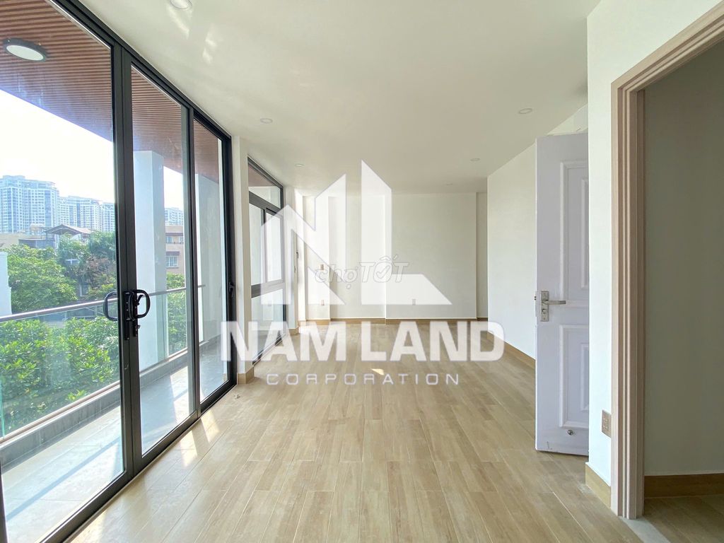 Rent the Grand Cold Street Machine Three Houses. 45 million.