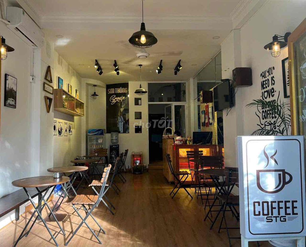 Rent a Chinese front house, Phú Nhuận