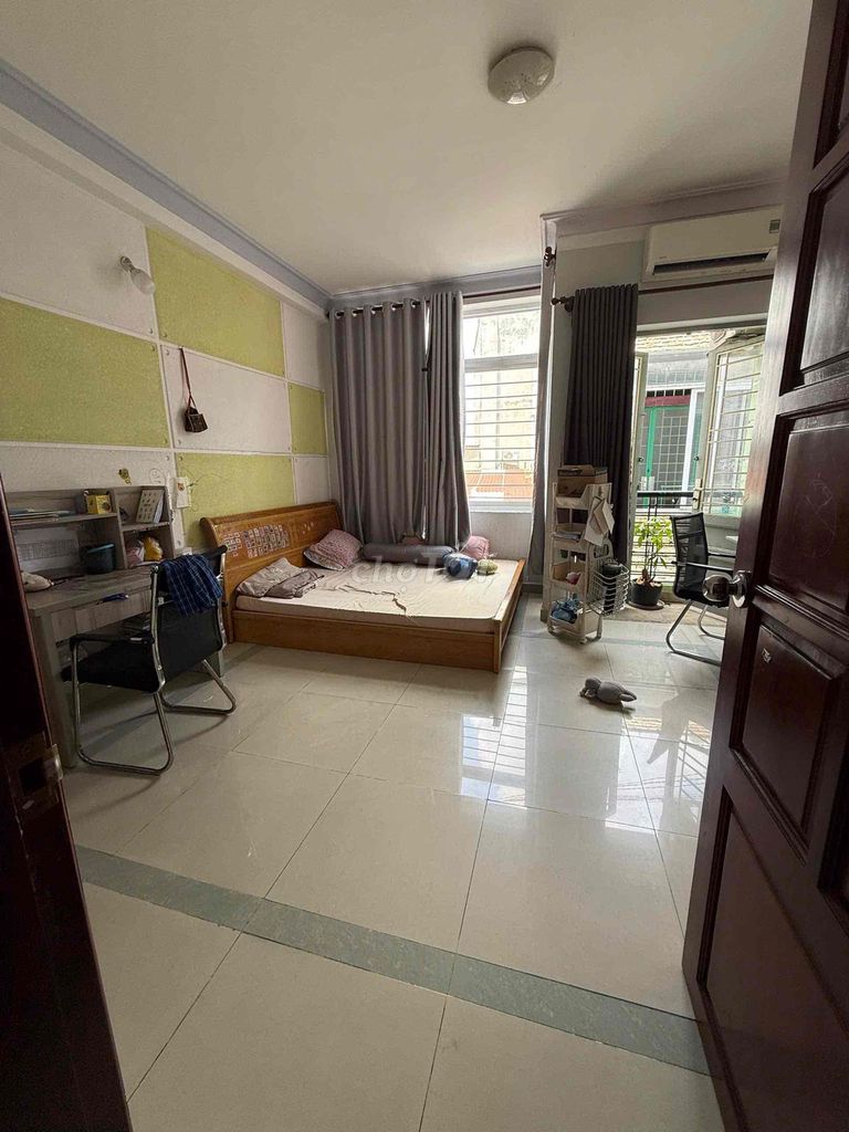 5 bedroom 4 Phú Nhuận 20 million shared toilets