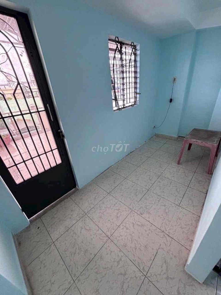 Phan Huy Ích Rent