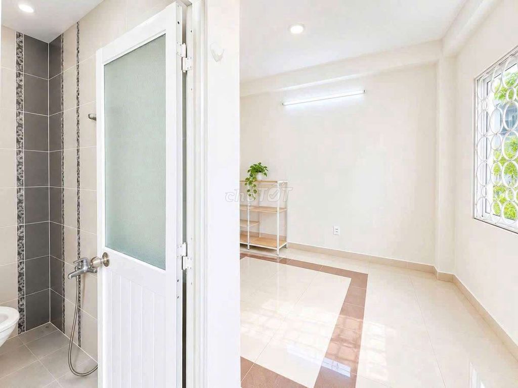 Rent house, corner of three bedrooms.