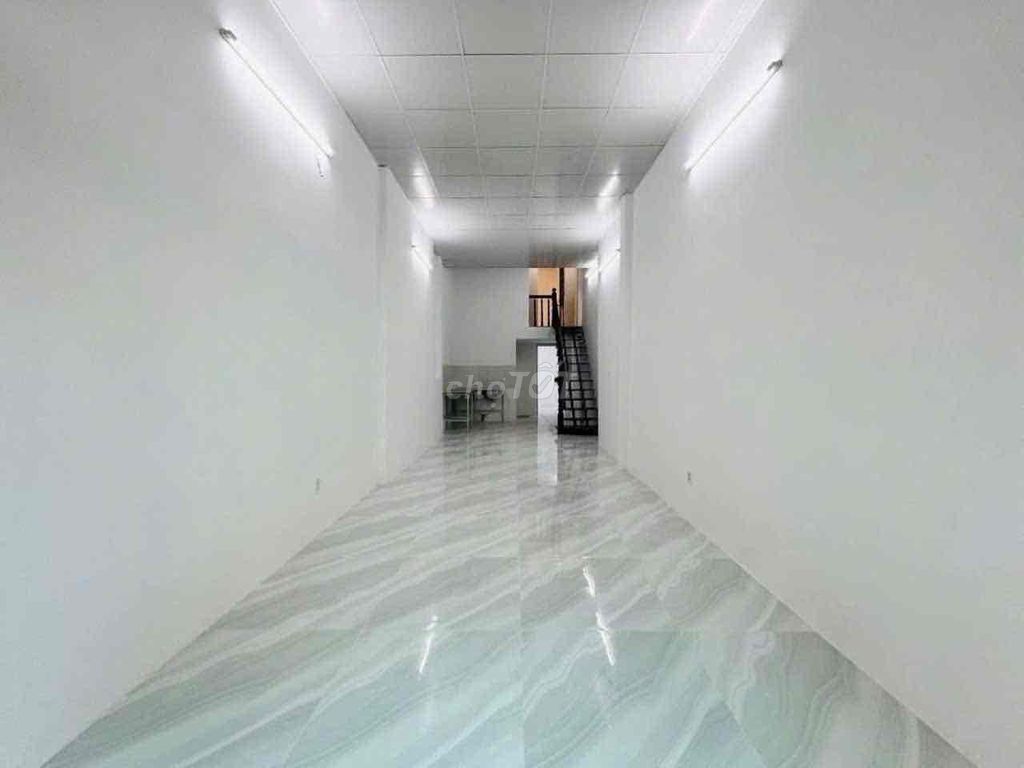 Phú Nhuận 1 st Street District 1st floor Hoàng Diệu.