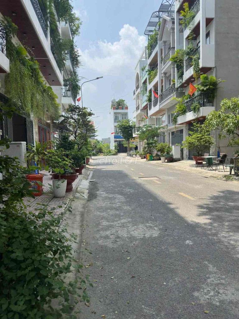 Rent a nice Tx25-5 bedroom full of furniture 6 tolet