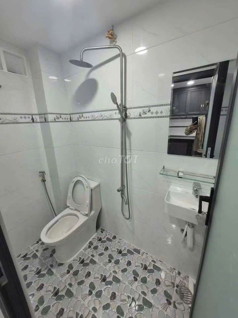 New house is 100% - 2 bedroom 2 bathroom near aeon Tân Phú - public college
