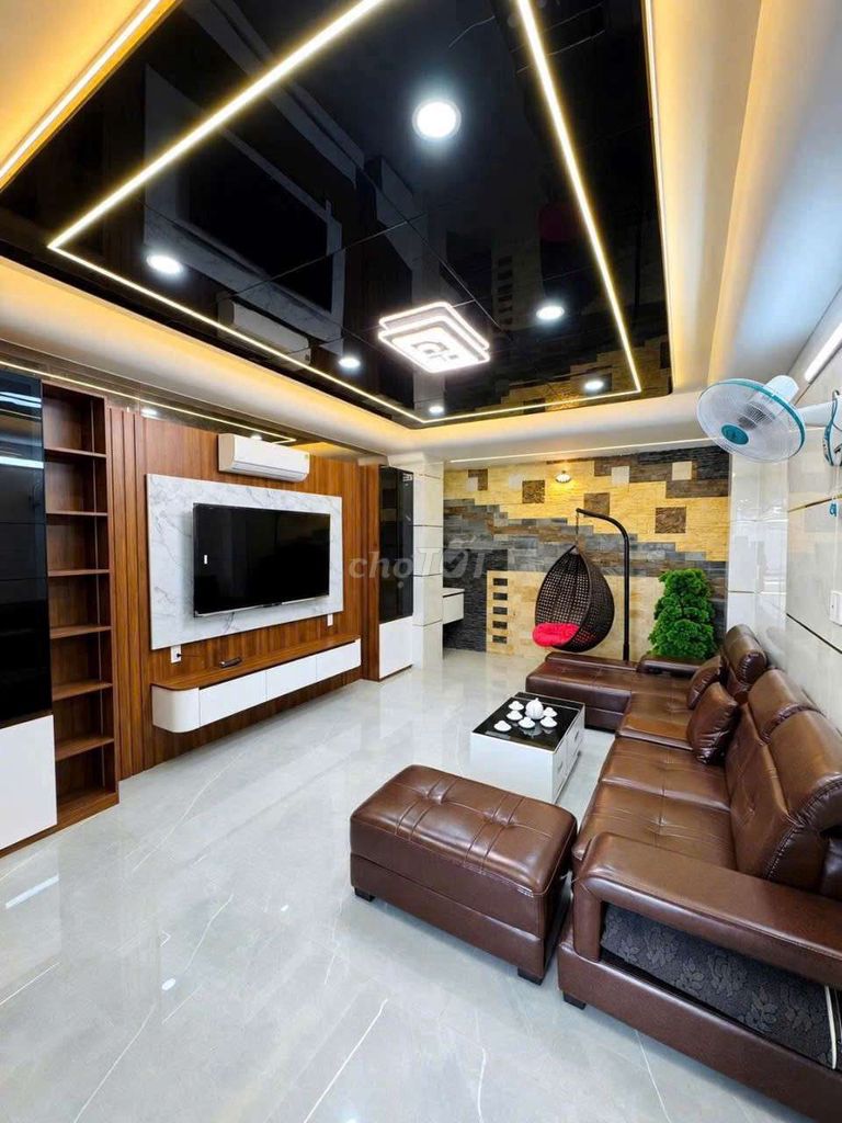 Nice house with an interior elevator 1/ Hương Lộ 2 with a steam room.