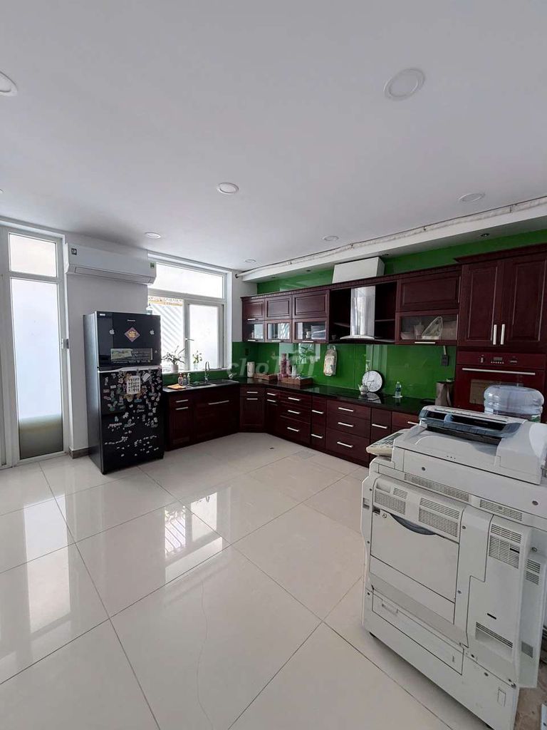 1 5th floor bedroom 7 x 20 meters số 40 Tân Phong Front