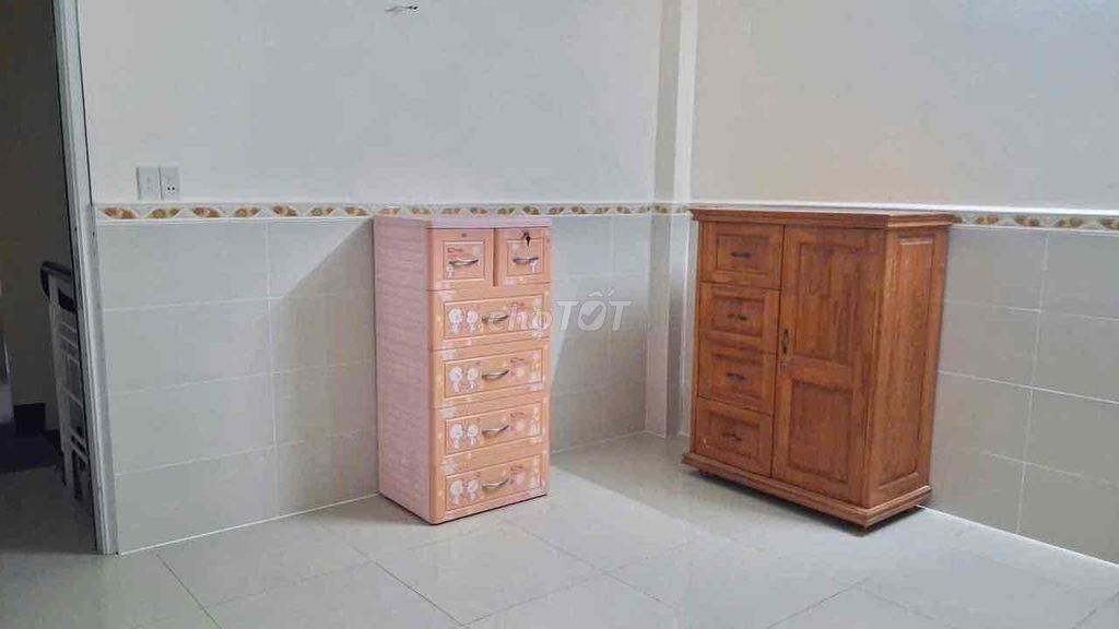 13.5 million a month -- nice house 6 M Hương Lộ 2 -- near Bình Tân District