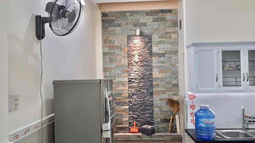 13.5 million a month -- nice house 6 M Hương Lộ 2 -- near Bình Tân District