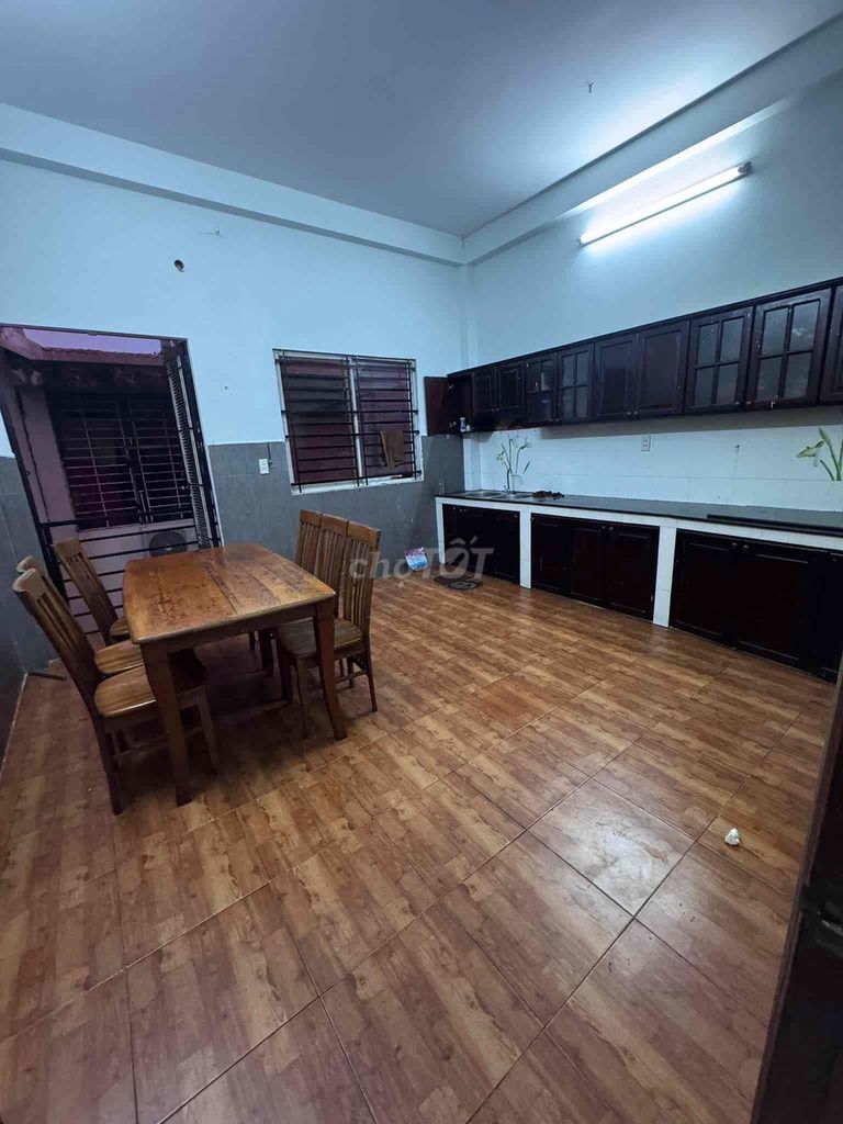 20 million-5 x18 m-3 4th floor bedroom 8 M-mtkd street số 49 near aeon Bình Tân