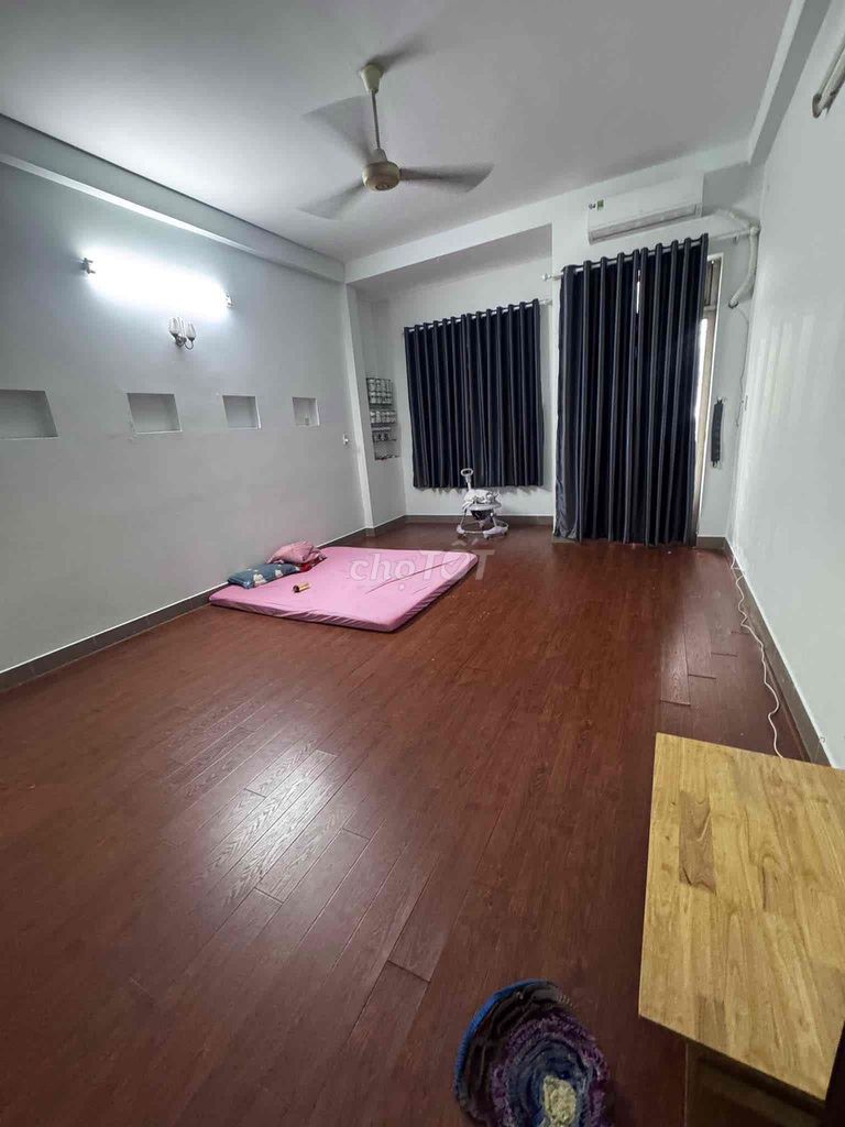 20 million-5 x18 m-3 4th floor bedroom 8 M-mtkd street số 49 near aeon Bình Tân