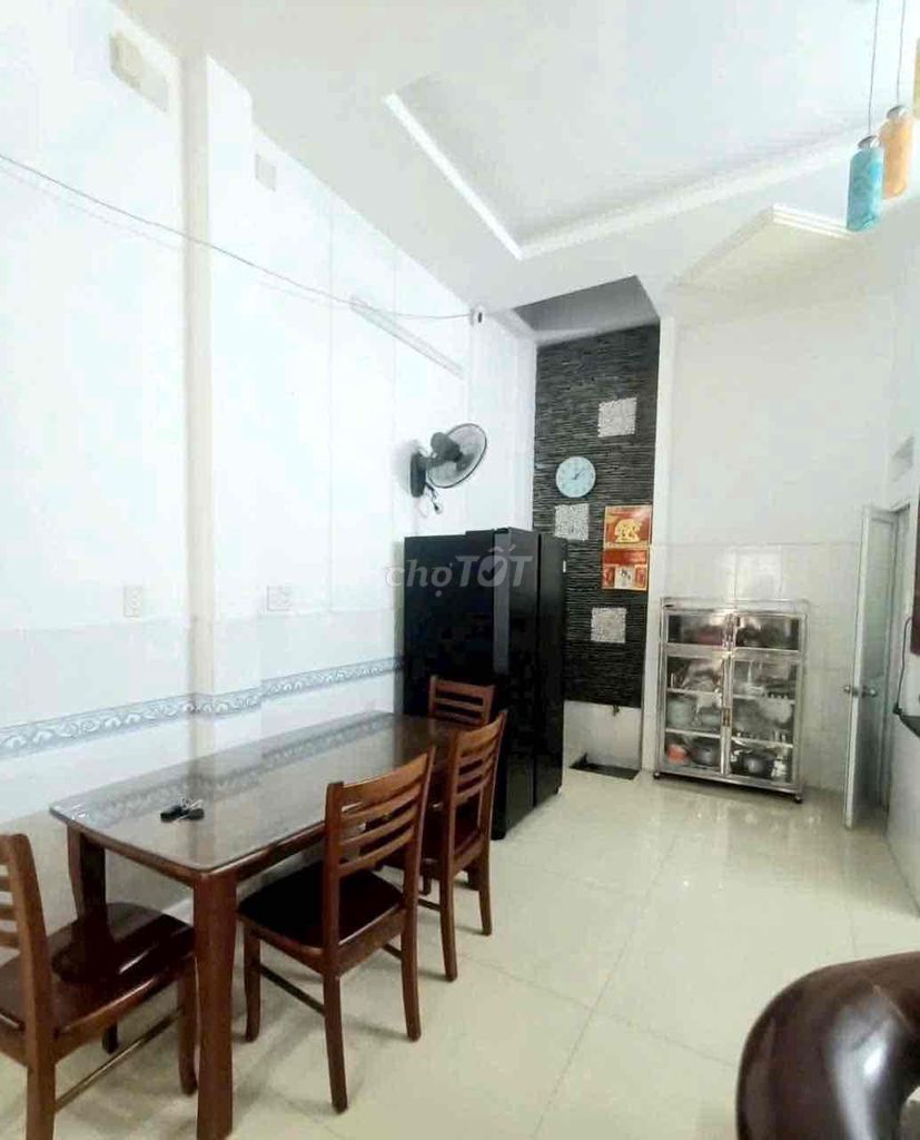 15 million 5 x 11 m-2 4th floor bedroom-new car park east-phan you're new on board, District 6