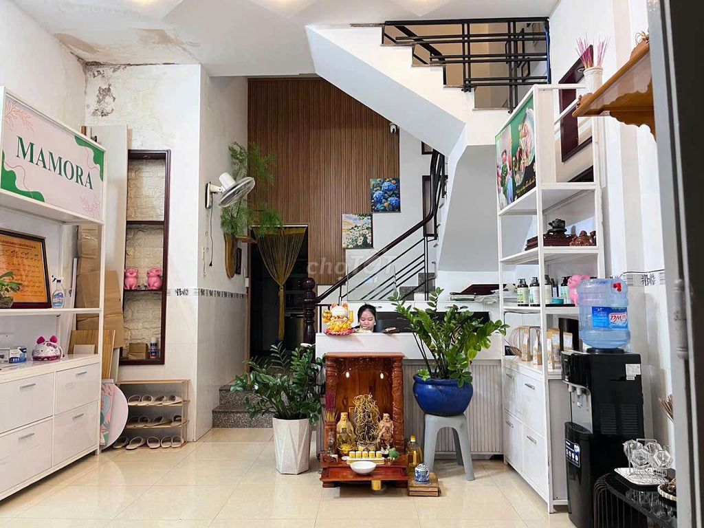 Vincom Thủ Đức-four bedrooms, parking cars.