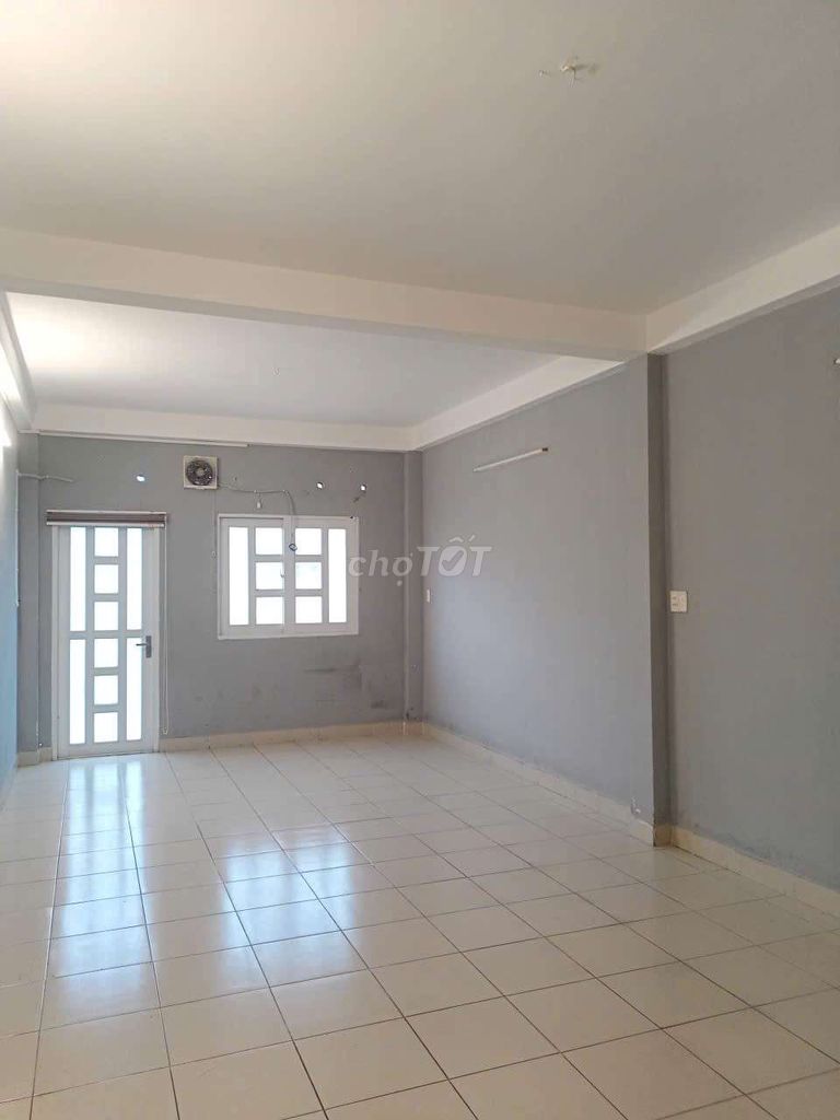 1.Q.0. Bank concentration for rent
