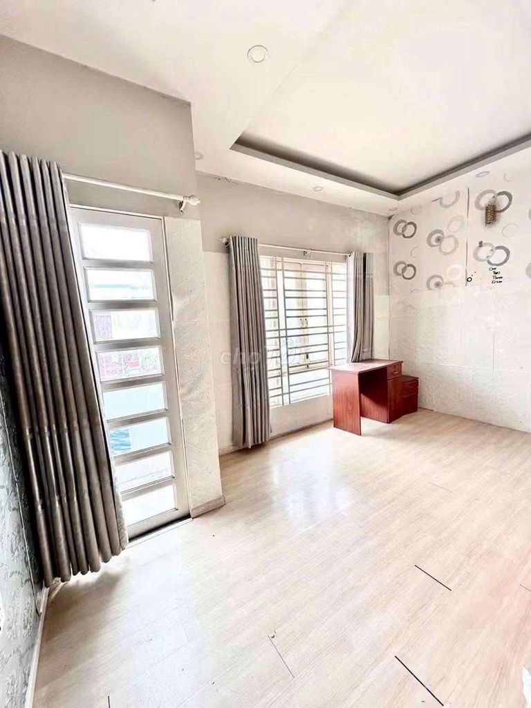 Rent the entire Gò Ô Môi alleyway, Phú Thuận, District 7, 7/2 X8,6, 3 t's