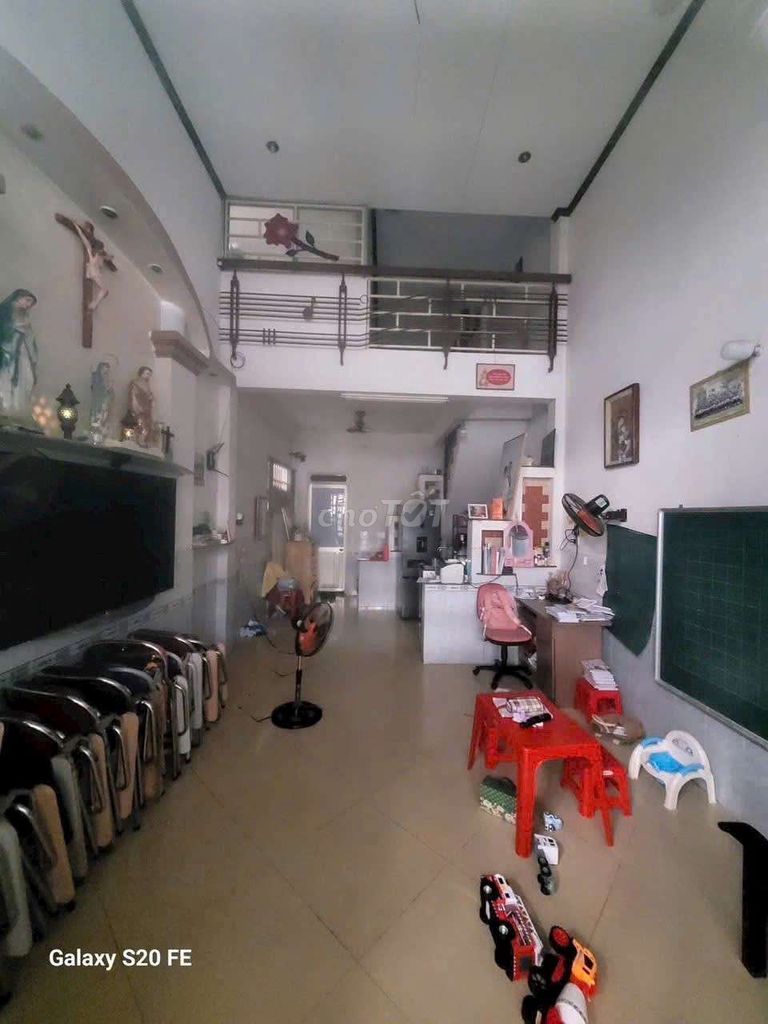 Rent Thạnh Xuân 25 District 12. area: 4 x 18 meters up the stairs 3 bedrooms cost 6.5 million