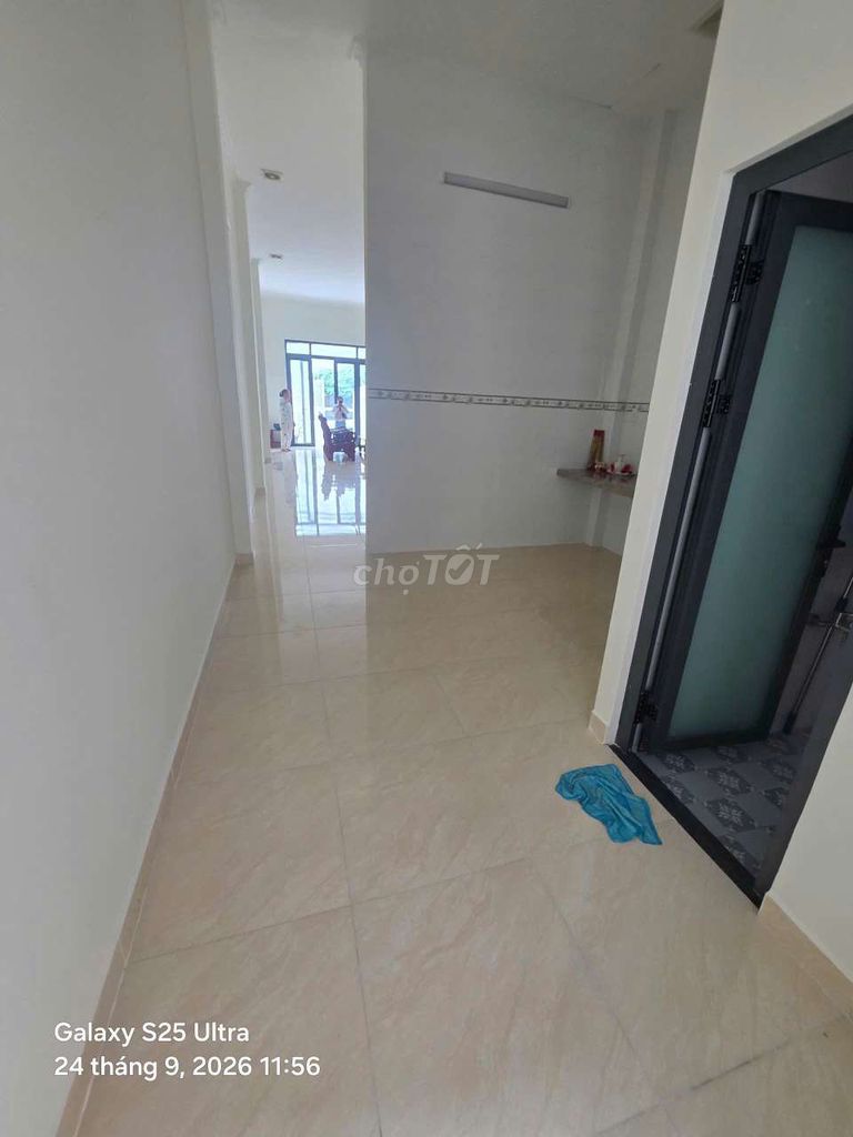 To rent 4th grade house Y new image unused EOF
