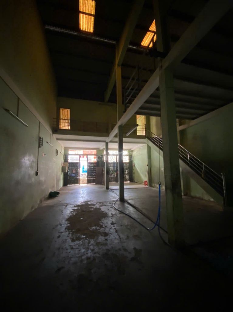 8 x 20 meters. 1 floor. 8 m Tô Hiệu.Gh:12 million