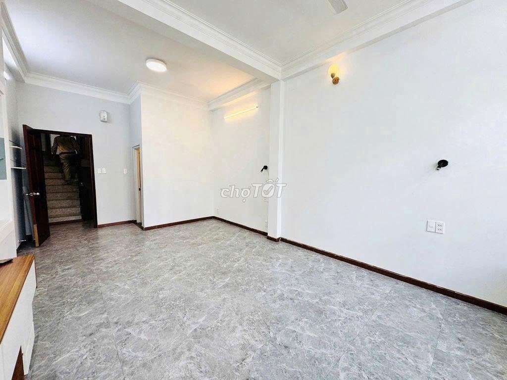rented to Số 20_Perm 5 Gò Vấp-Data: 4 m x20 m 2 floor