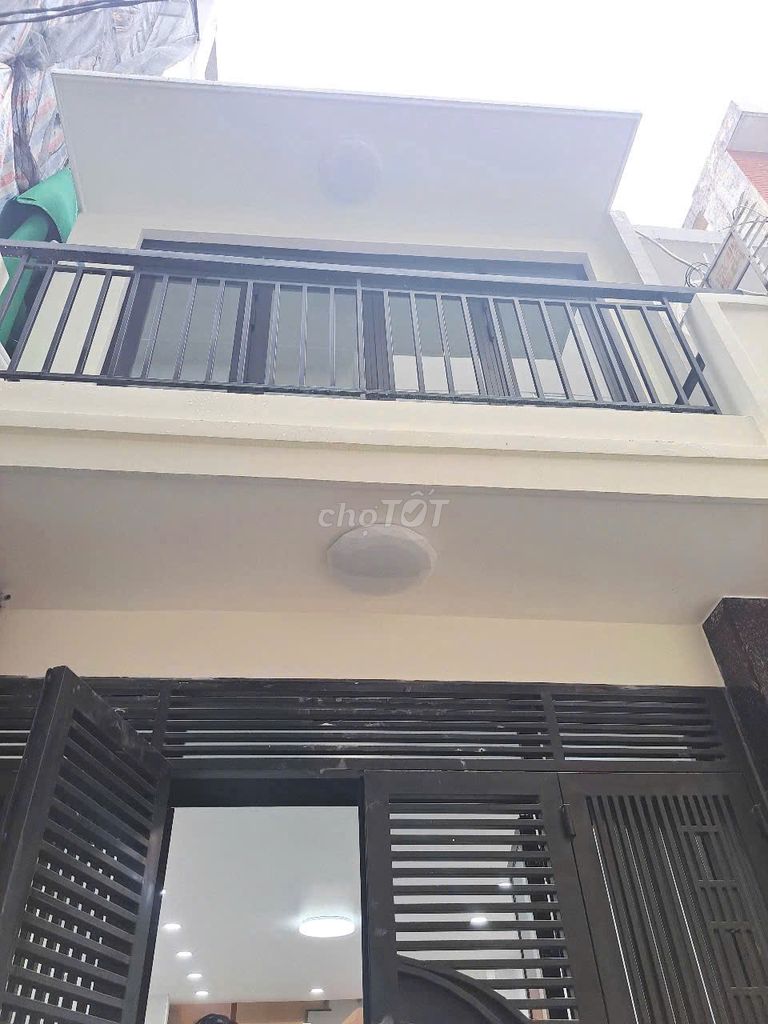 Renting the entire 10th District, newly built, beautifully clean: It's 17 million a month.