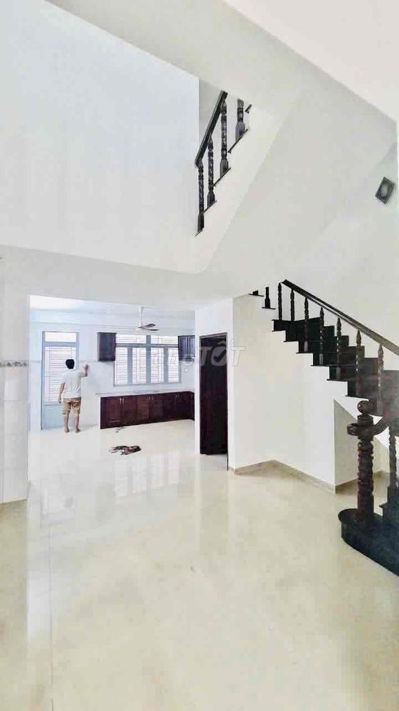 Rent a house right here in Park. Shield Tân Tạo. New
