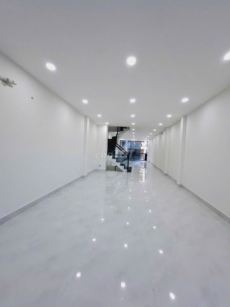 Renting business cash. 4.2 x20 M Hai Bà Trưng--50 million.