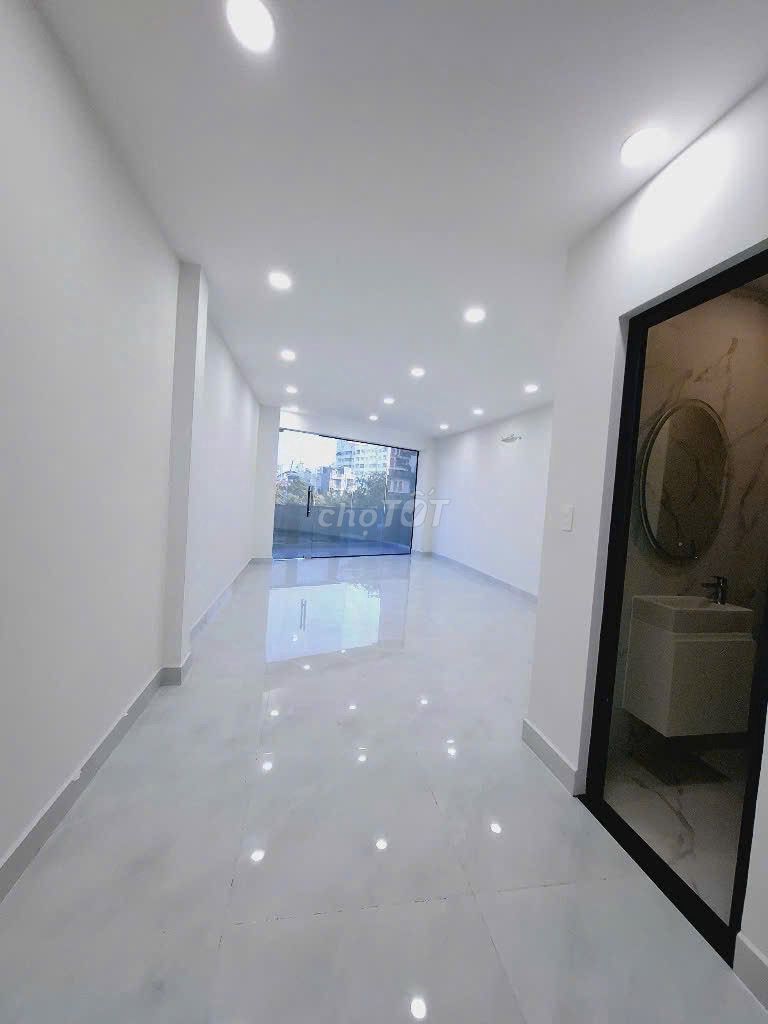 Renting business cash. 4.2 x20 M Hai Bà Trưng--50 million.