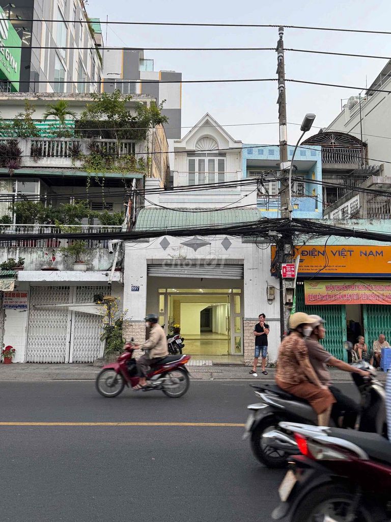 A mtkd Hậu Giang 4 x 30 - 5 floors for 30 million