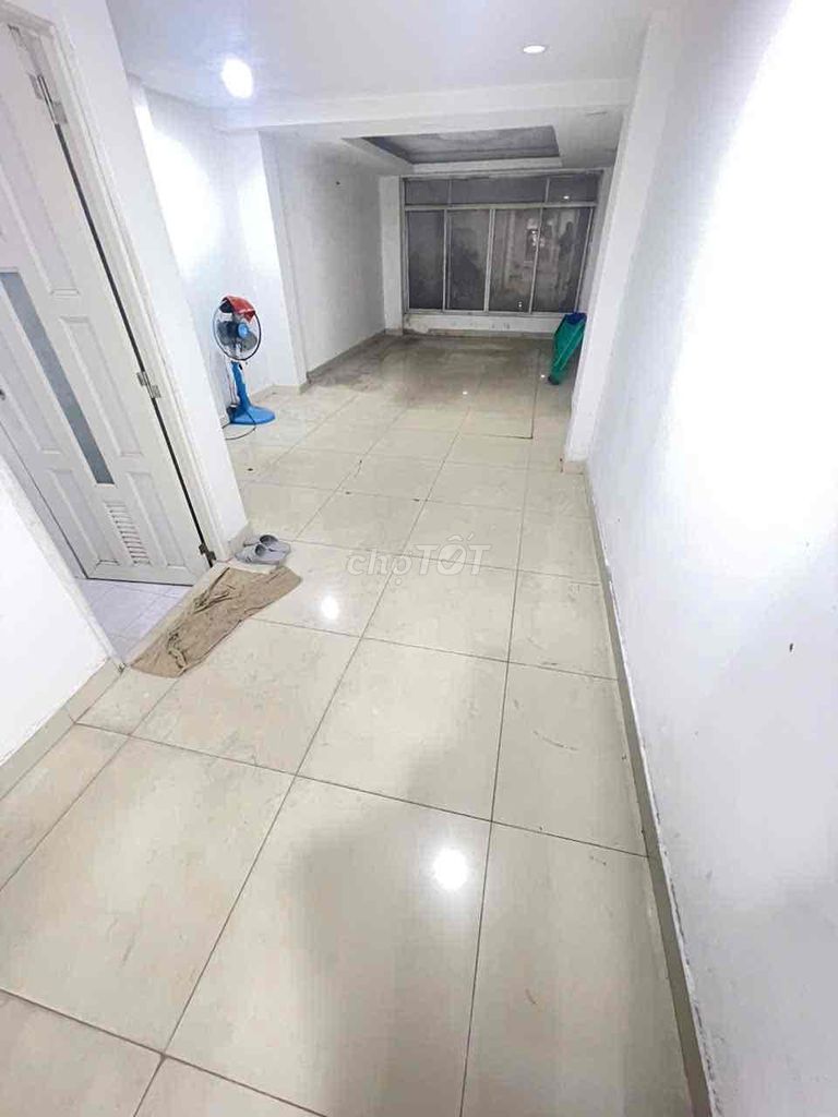 A mtkd Hậu Giang 4 x 30 - 5 floors for 30 million