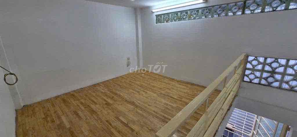 Let's rent out the original house. The Chis, the 7th.QPhú Nhuận.