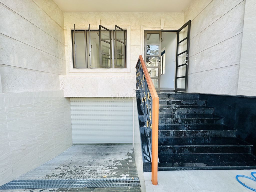 Rent the entire cityland park-hill-Plain 10 x 20 meters of vault 4-7 bedroom 5 toilets