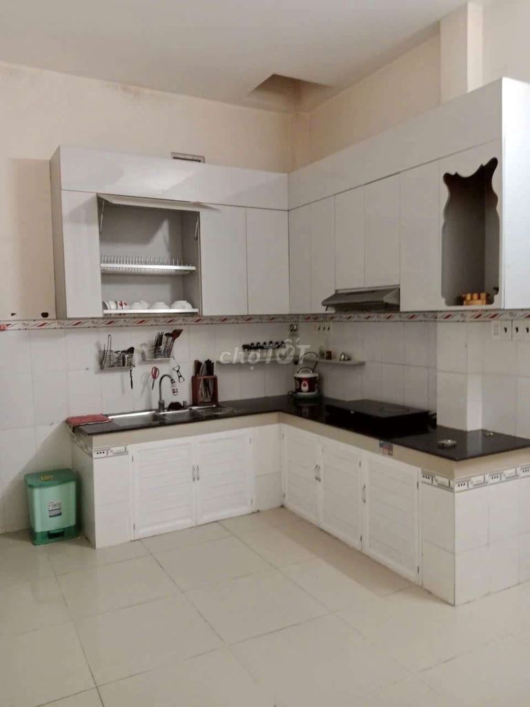 1 st floor 1st floor+st 2 bedroom 2 toilets 11 Linh Xuân. In gm+kd ol, vp