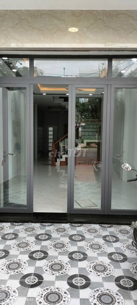 Rent a new building 100%, 4 floors, Big Street Front 20 Cao Lỗ