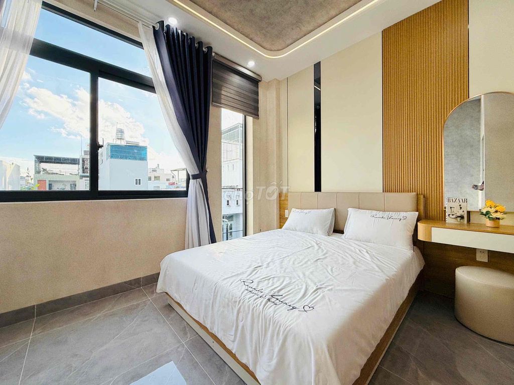 The beautiful new home is Hoàng Bật Đạt-720. 15 with VHS.