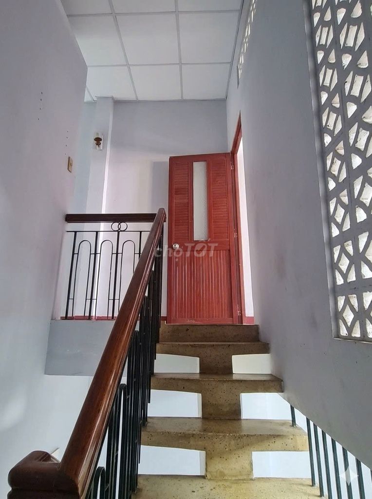 Renting an alley 4 M 1 20 Phú Thọ Hoà Road. 4x10: Two bedrooms.