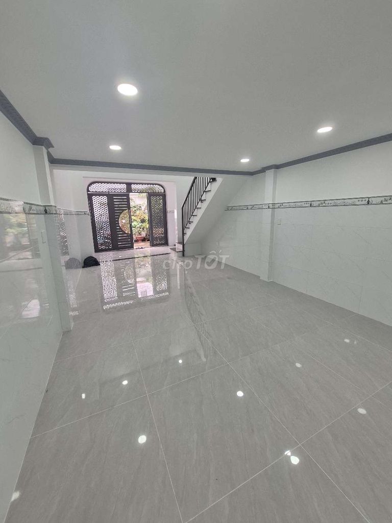 4x15 meters 2 new bedroom 2 % y hext Lê Trọng Tấn
