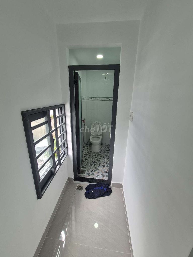 4x15 meters 2 new bedroom 2 % y hext Lê Trọng Tấn