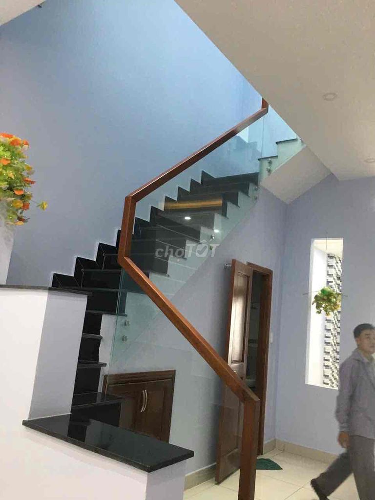 Rent the original Phước Kiển-2 bedroom-- roof.