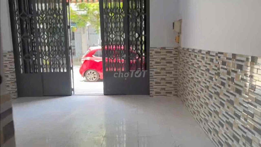 Rent 5 x 15-- Bà Điểm-- 8 million per month.