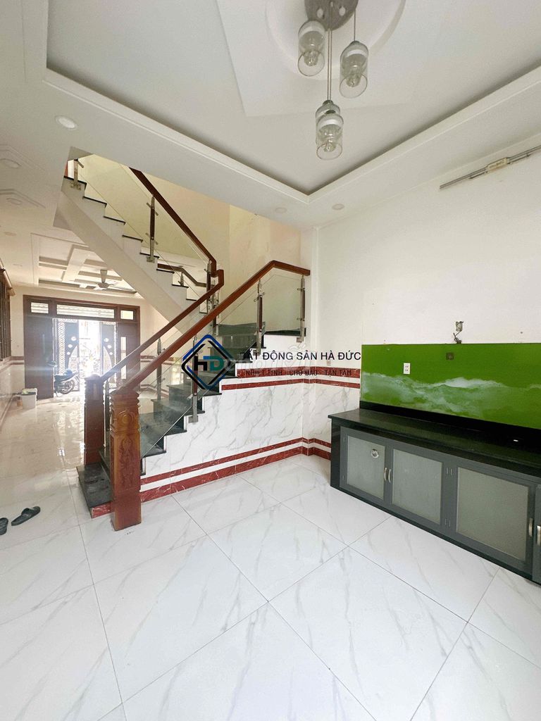 3th floor 4 x16 blocks near ubnd District 12.