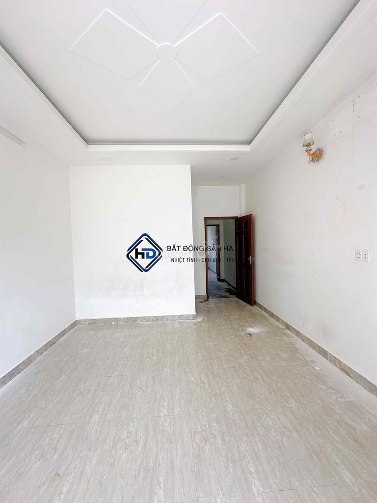 3th floor 4 x16 blocks near ubnd District 12.