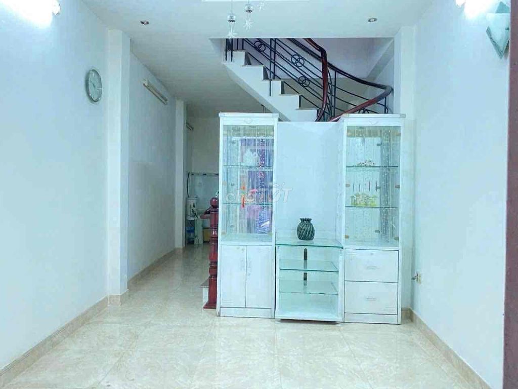 The square root of 2 Trần Xuân Soạn Alleys P.Tân Hưng-7.